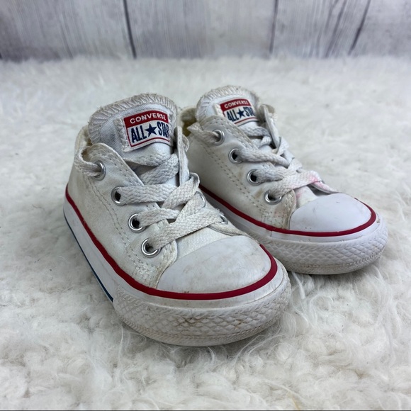 kids size 6 white converse
